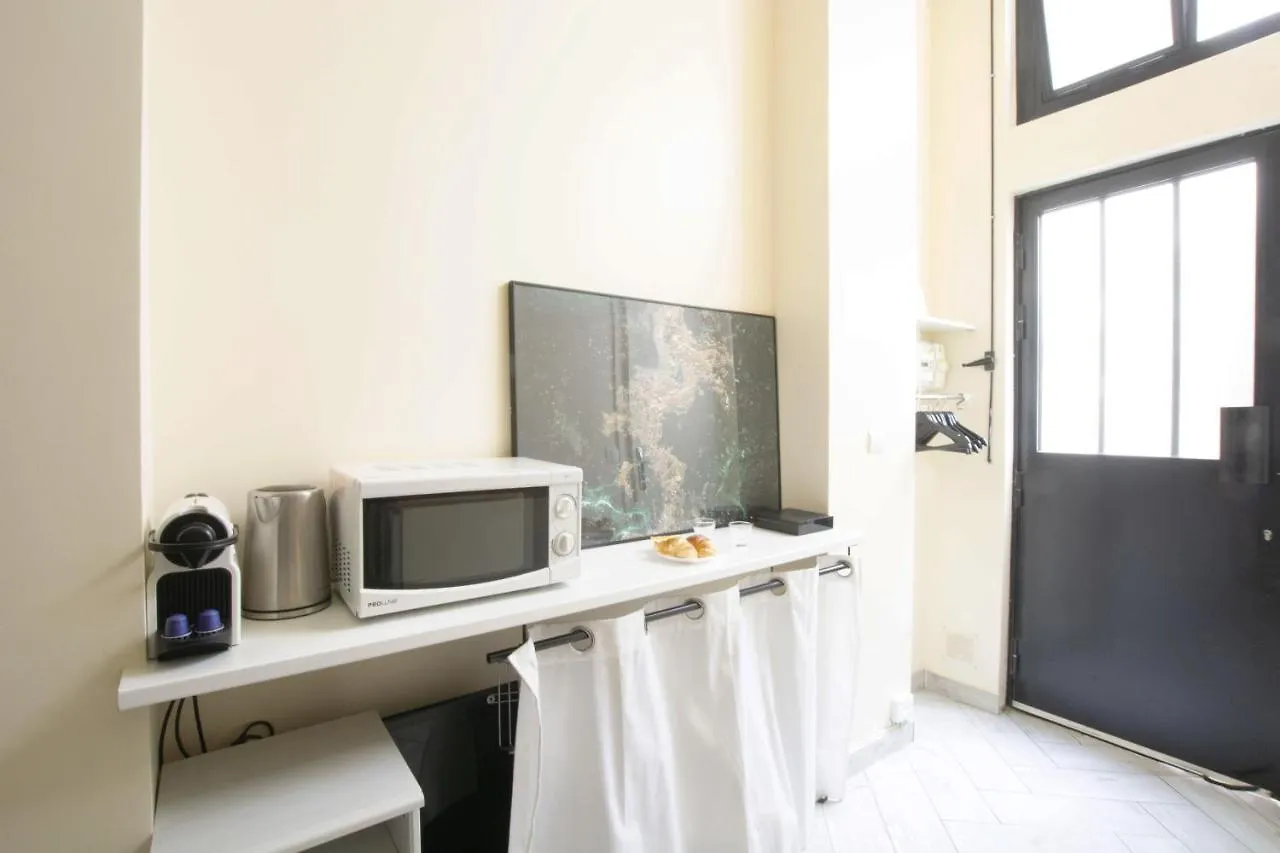 Cosy Nest In The Marais By Guestready * Paris