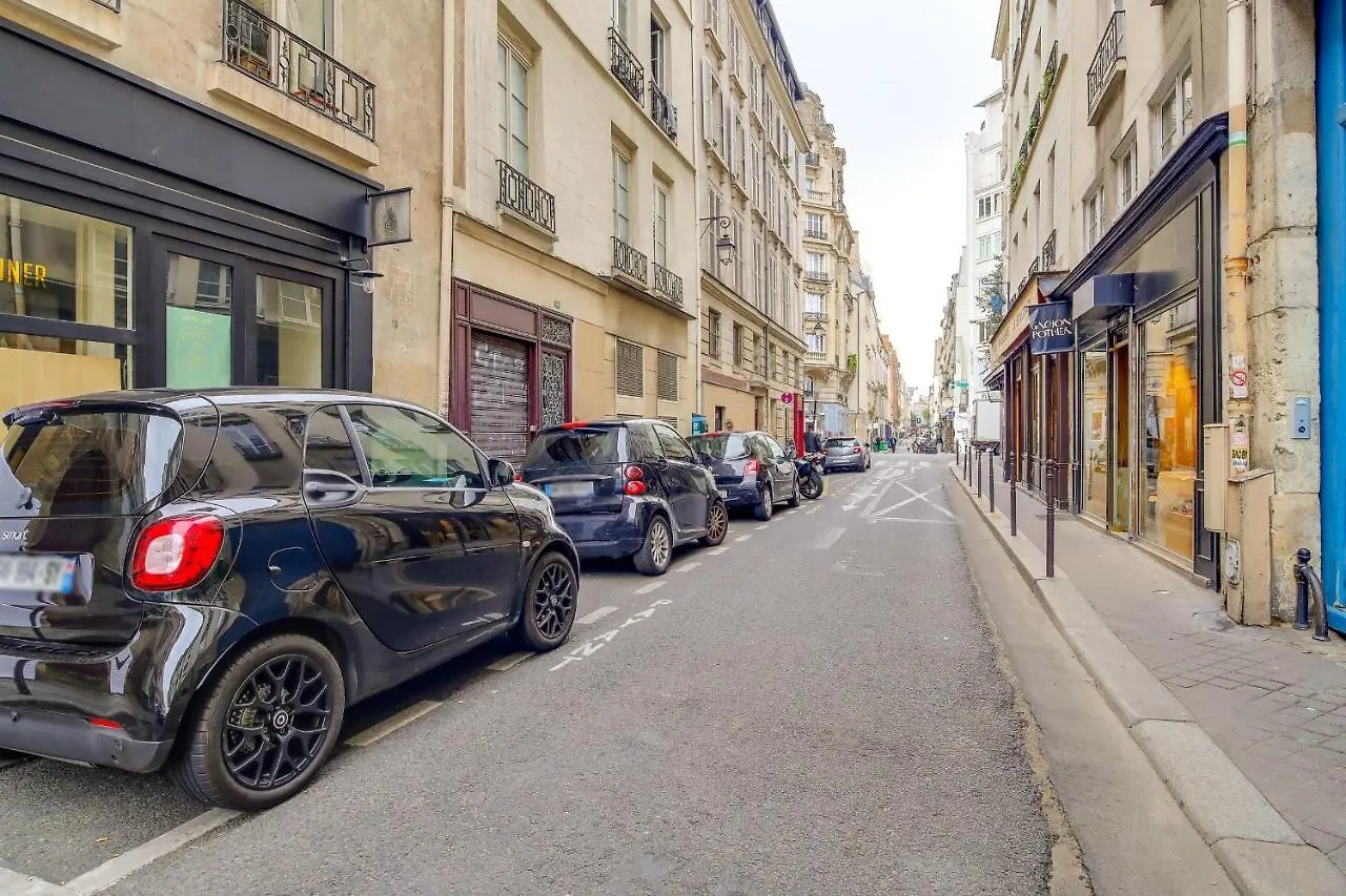 Cosy Nest In The Marais By Guestready * パリ